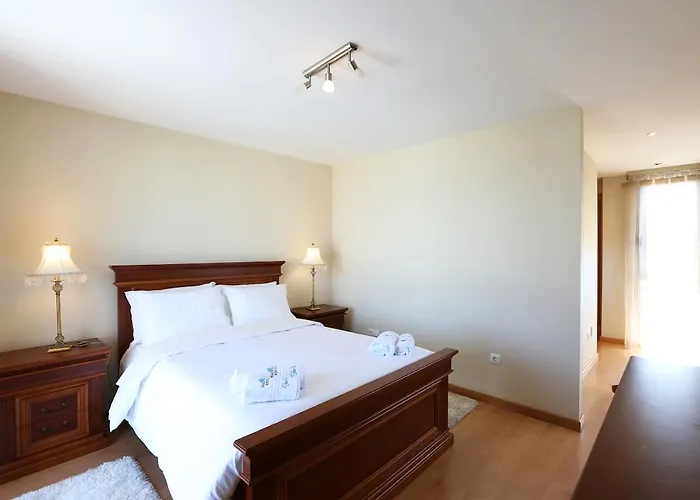 Дом отдыха Funfactory House