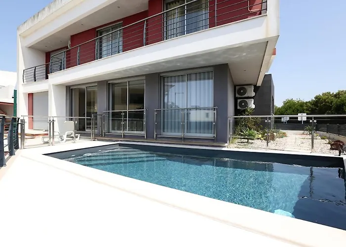 Funfactory House Дом отдыха *