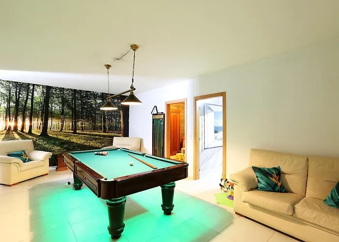 Funfactory House Дом отдыха *