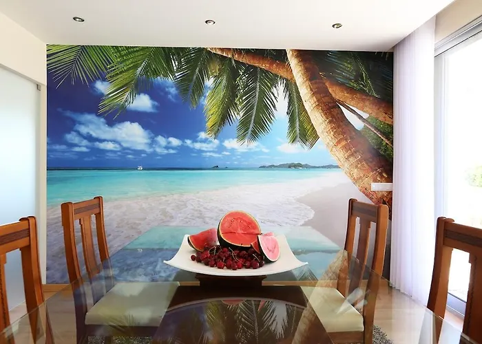 Funfactory House Назаре